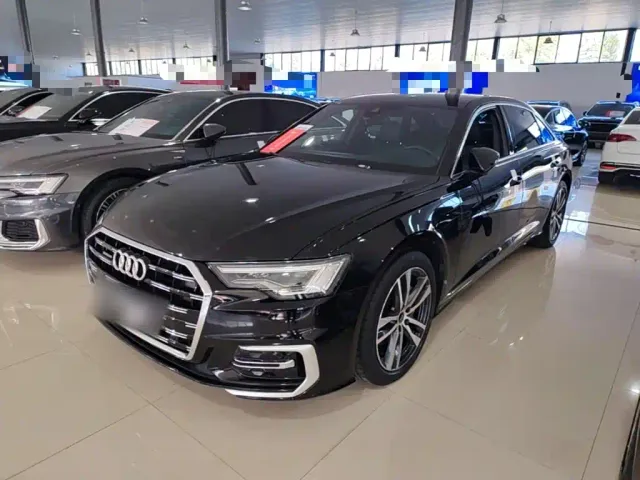Фотография автомобиля — Audi A6L