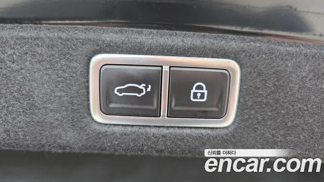 Hyundai Grandeur GN7 — Фото автомобиля 20