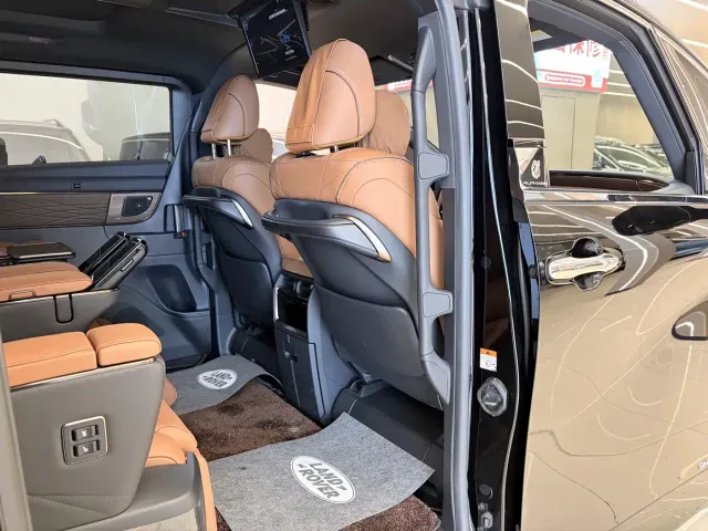 Toyota Alphard — Фото автомобиля 22