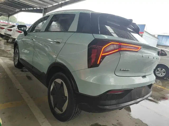 Geely Geometry E Firefly — Фото автомобиля 4
