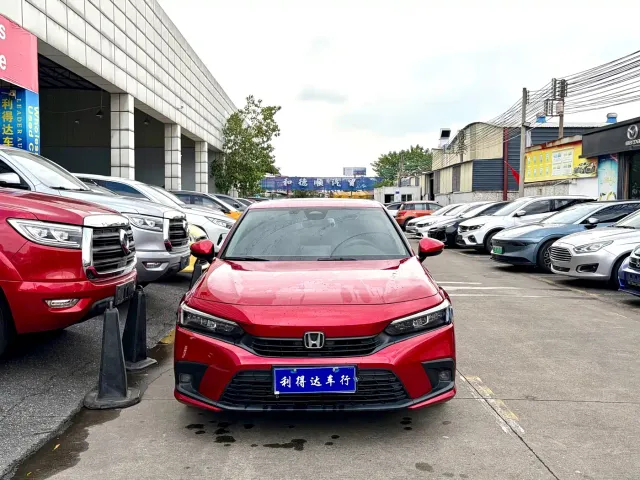 Honda Civic — Фото автомобиля 2