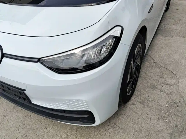 Volkswagen ID.3 — Фото автомобиля 23