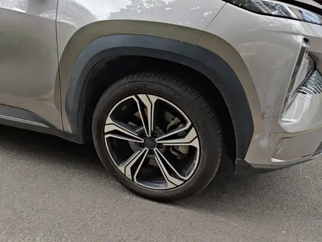 Geely Galaxy L7 — Фото автомобиля 8