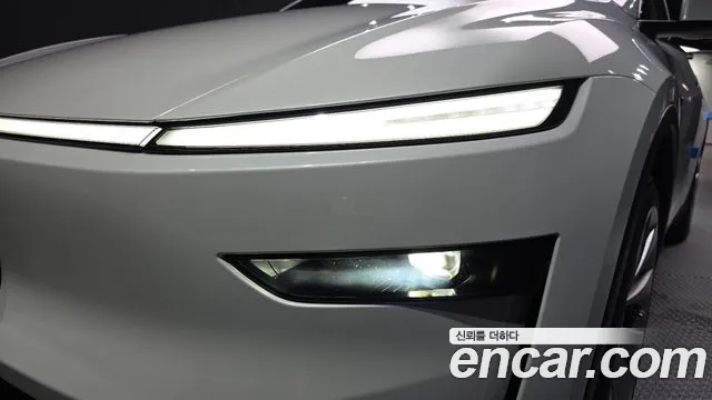 Tesla Model Y — Фото автомобиля 7