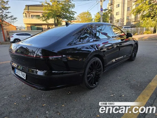 Hyundai Grandeur GN7 — Фото автомобиля 4