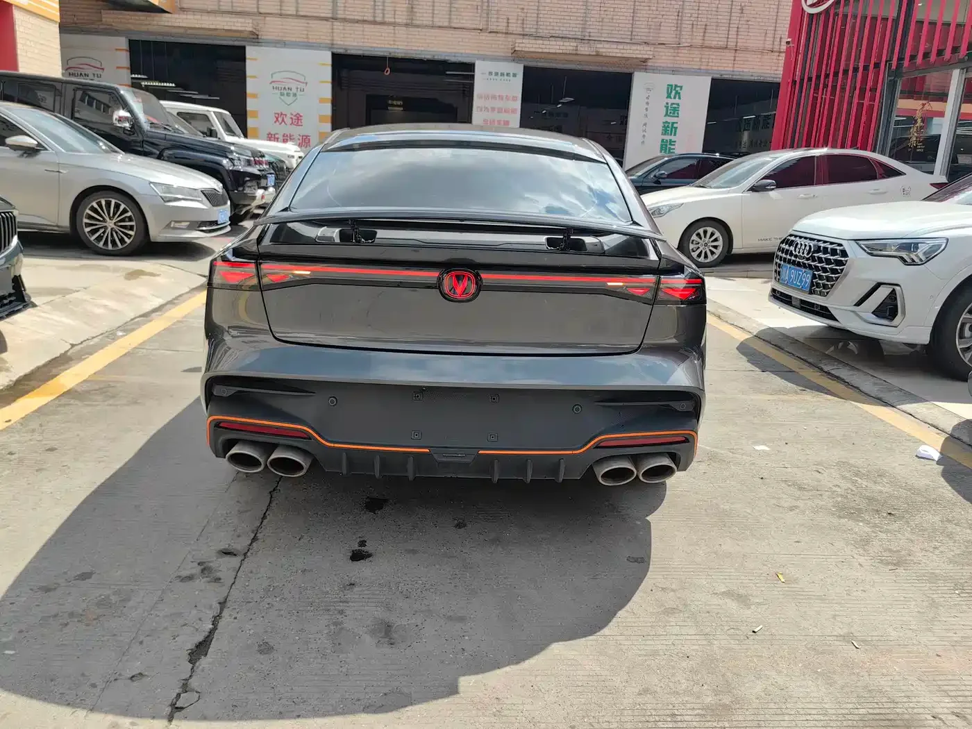Changan Changan UNI-V 2025 1.5T Sport Edition — Фото автомобиля 12