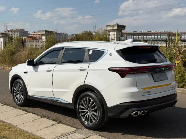 Jetour X70 Plus — Фото автомобиля 6
