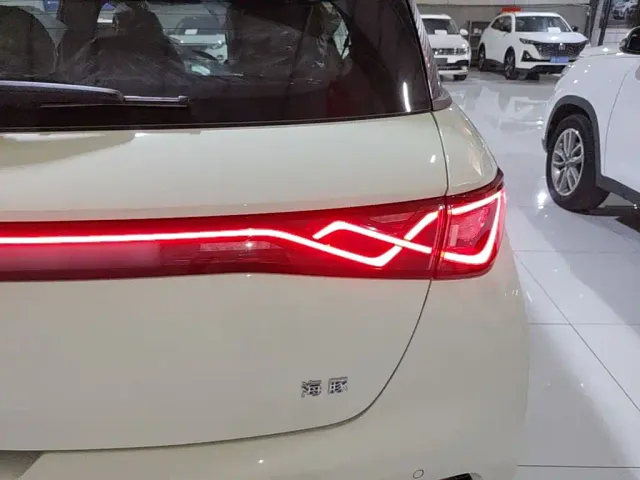 BYD Dolphin — Фото автомобиля 7