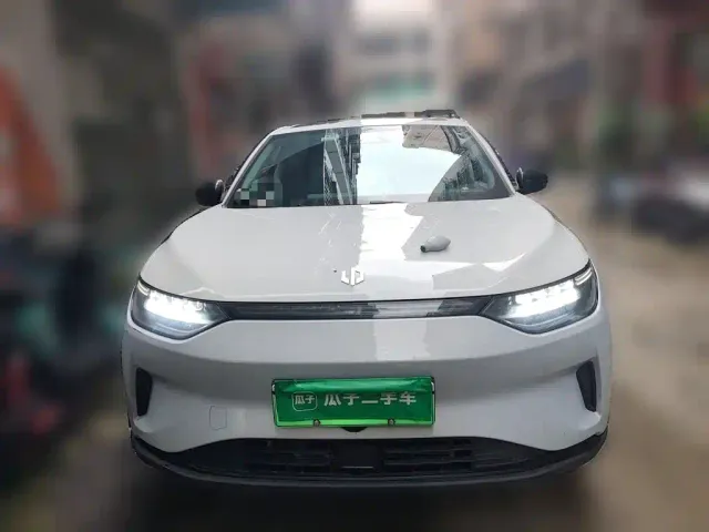 Leapmotor C11 — Фото автомобиля 22