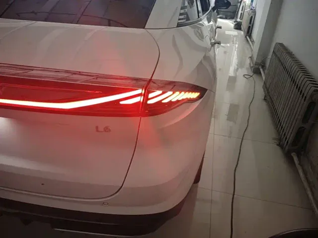 Geely Galaxy L6 — Фото автомобиля 7