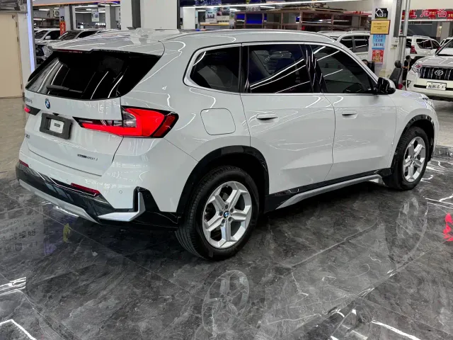 BMW X1 — Фото автомобиля 10