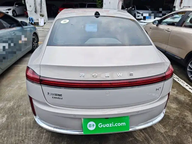 Roewe Roewe M7 DMH 2025 Base — Фото автомобиля 5