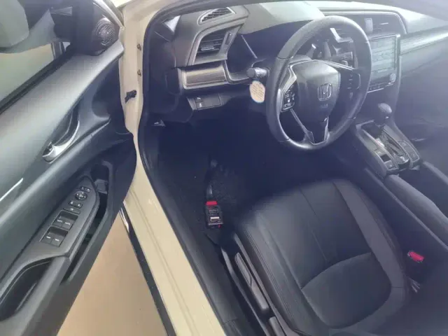Honda Civic — Фото автомобиля 15