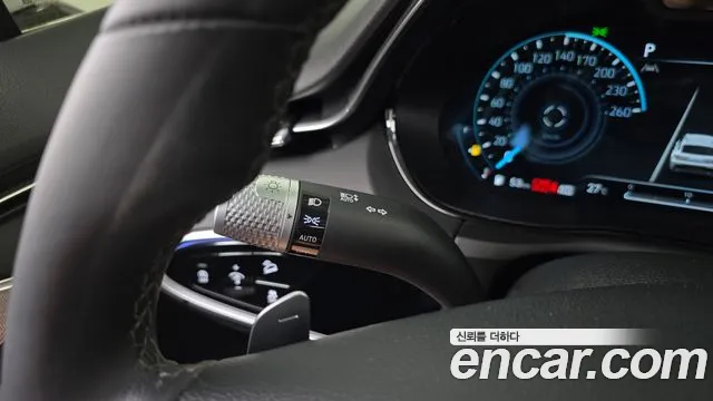 Genesis GV70 2.5T Бензин AWD — Фото автомобиля 26