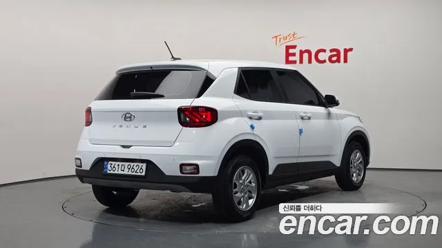 Hyundai Venue Venue 1.6 Smart — Фото автомобиля 2