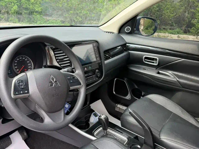Mitsubishi Outlander — Фото автомобиля 8