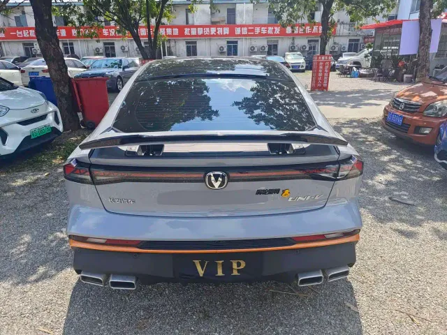 Changan UNI-V — Фото автомобиля 12