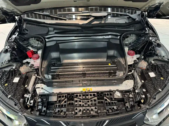 Mercedes-Benz EQE AMG — Фото автомобиля 7