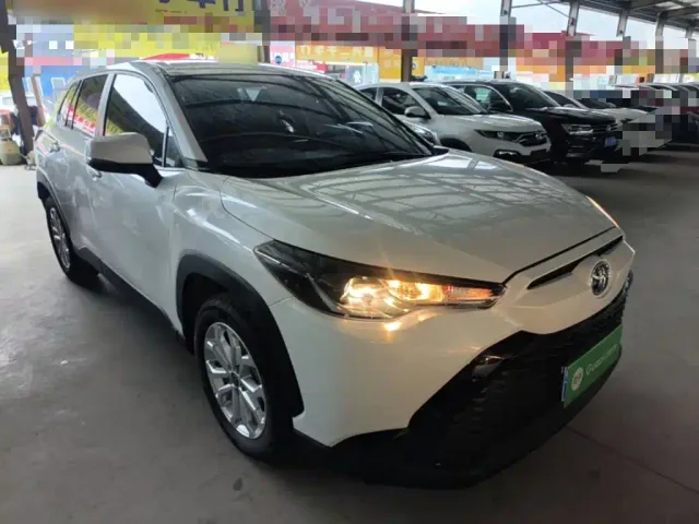 Toyota Frontlander — Фото автомобиля 3