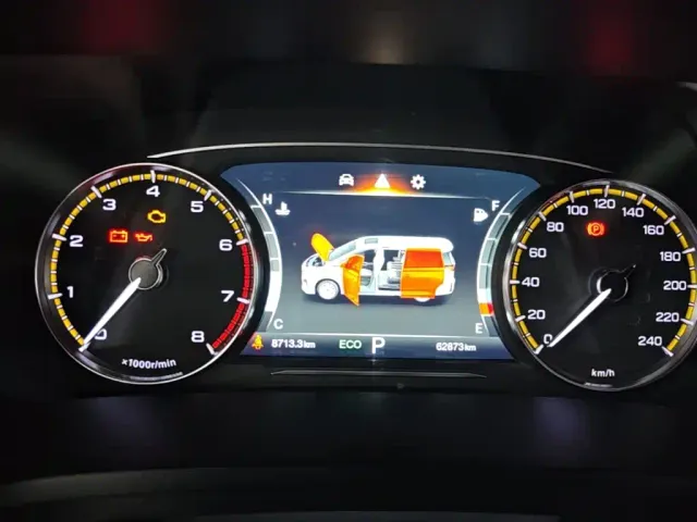 GAC Trumpchi M8 — Фото автомобиля 11