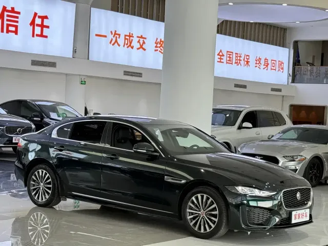 Jaguar XEL — Фото автомобиля 4
