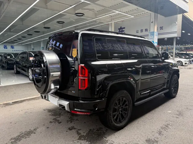 BYD FangChengBao Leopard 5 — Фото автомобиля 19