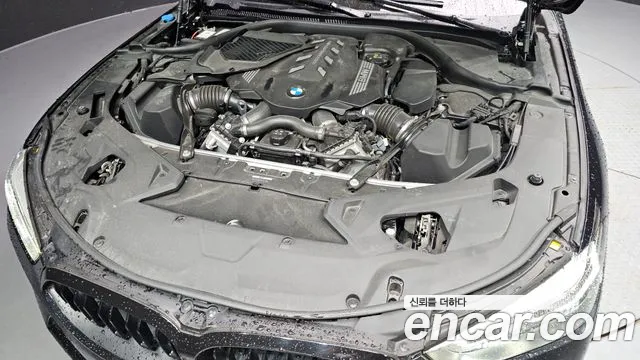 BMW 8-Series — Фото автомобиля 4