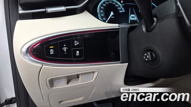 Genesis GV70 — Фото автомобиля 27