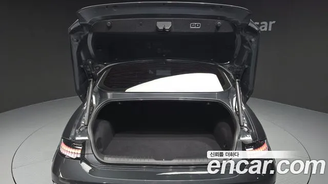 Hyundai Ioniq 6 — Фото автомобиля 26