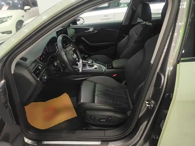 Audi A4 — Фото автомобиля 14