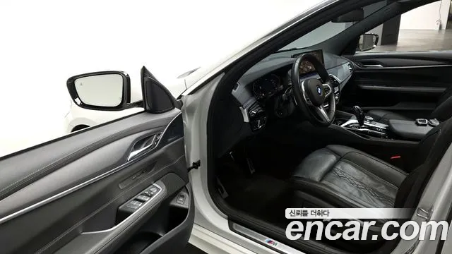 BMW Gran Turismo — Фото автомобиля 12