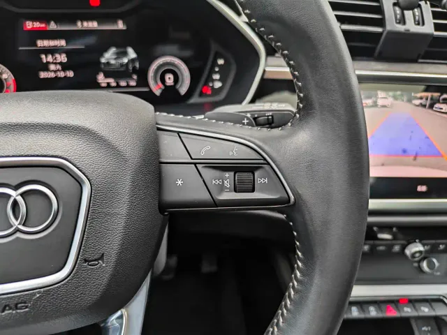 Audi Q3 — Фото автомобиля 12