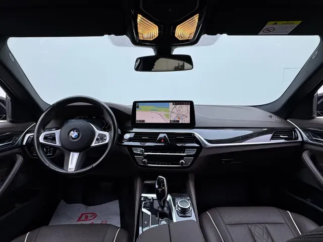 BMW 5 Series — Фото автомобиля 15