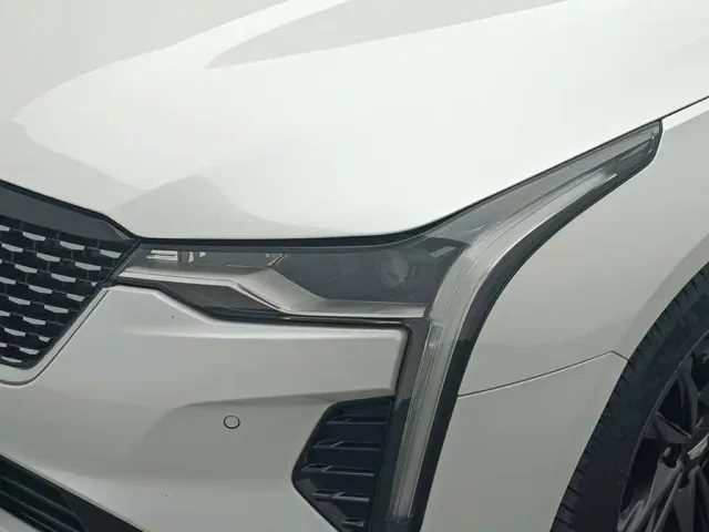 Cadillac CT4 — Фото автомобиля 13