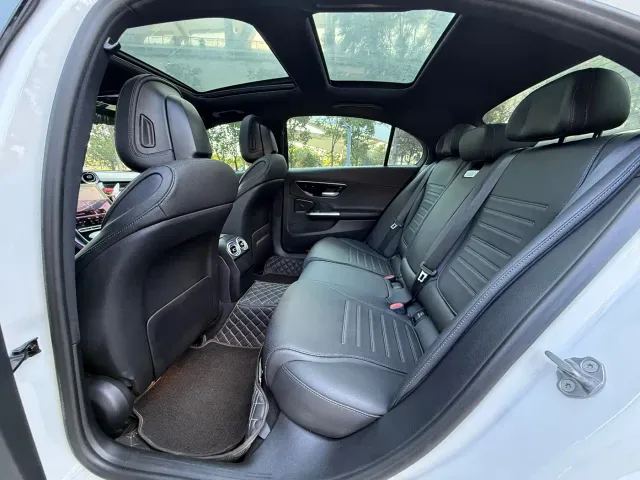 Mercedes-Benz C-Class — Фото автомобиля 10