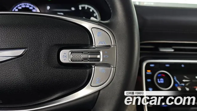 Genesis GV80 — Фото автомобиля 25