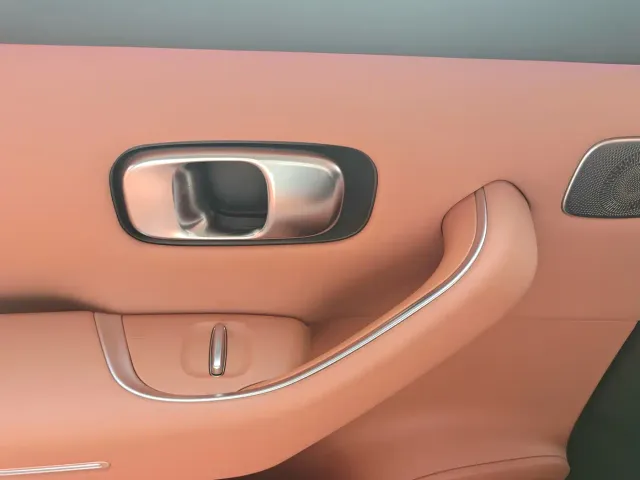 Leapmotor C10 — Фото автомобиля 17