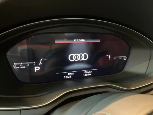 Audi A4L — Фото автомобиля 12