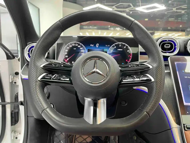 Mercedes-Benz C-Class — Фото автомобиля 15
