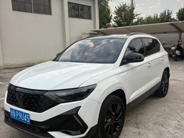 Фотография автомобиля — Jetta VS5