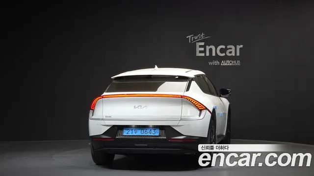 Kia EV6 — Фото автомобиля 3
