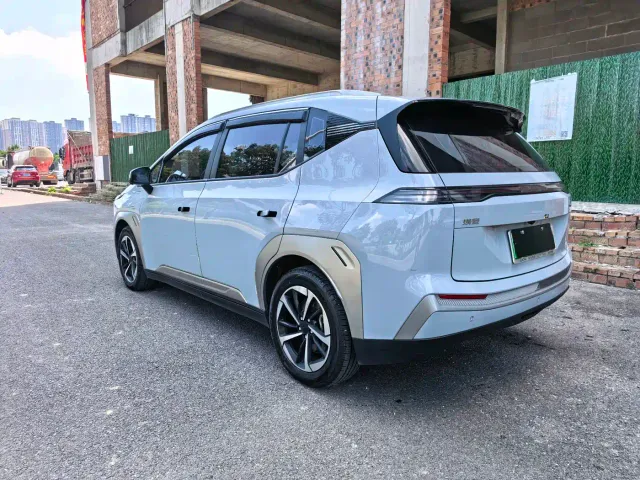 GAC Aion Y — Фото автомобиля 6