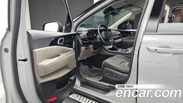 Kia Carnival 4th Gen — Фото автомобиля 15