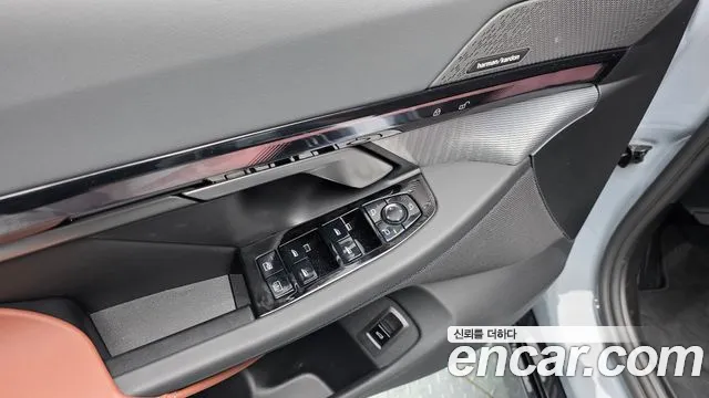 BMW 5-Series 5 серия (G60) 530i xDrive M Sport — Фото автомобиля 16