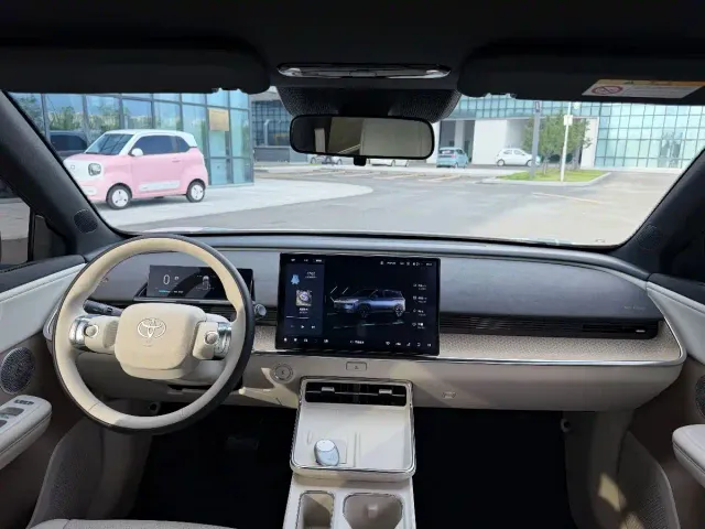 Toyota BoZhi 3X — Фото автомобиля 10