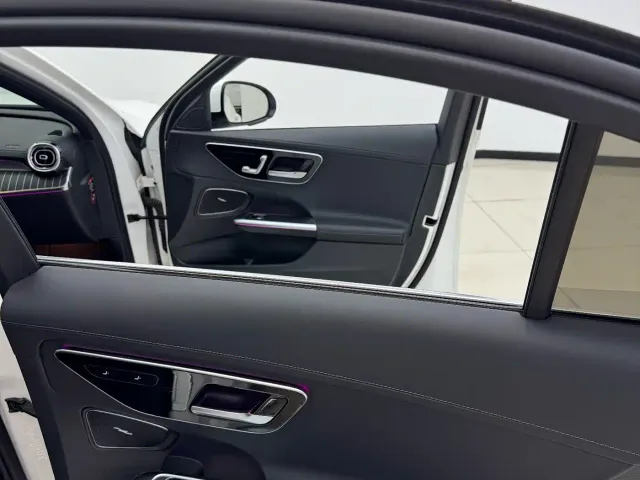 Mercedes-Benz C-Class — Фото автомобиля 14