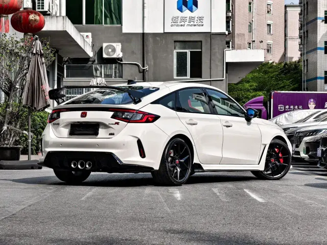 Honda Civic — Фото автомобиля 4