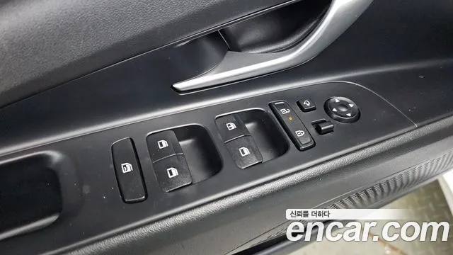 Hyundai AVANTE Новый Avante (CN7) — Фото автомобиля 13
