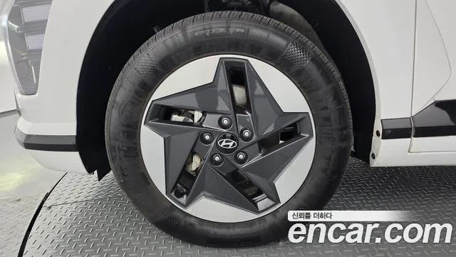 Hyundai Kona SX2 — Фото автомобиля 5