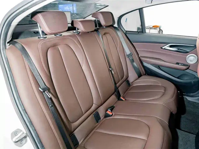 BMW 1 Series — Фото автомобиля 21